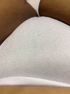 tunenarica22 online show from 9, 11, 2025