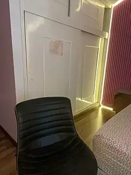 Valu euphoria online show from 6, 3, 2025