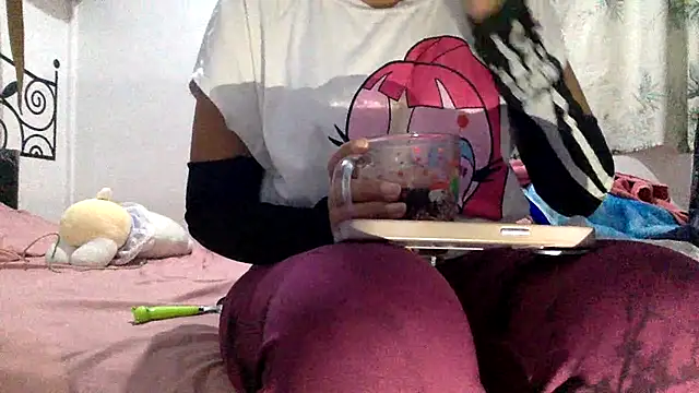 sharonlopez9611 online show from 1, 12, 2025