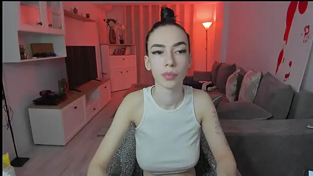 Snapshot of Celine_Roxelle chatting on 10, 3, 2025 Celine Roxelle online show from 10, 3, 2025