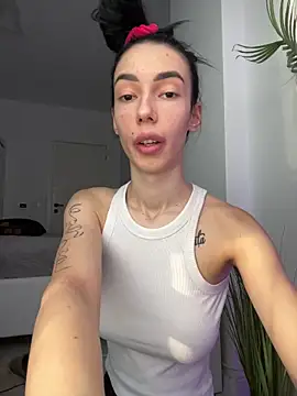 Snapshot of Celine_Roxelle chatting on 13, 1, 2026 Celine Roxelle online show from 13, 1, 2026