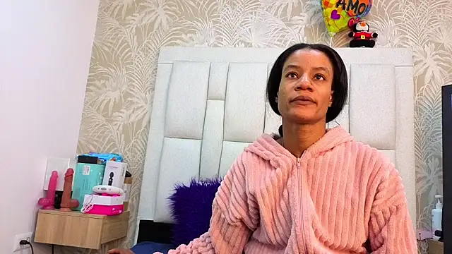 dafnnelewis online show from 7, 2, 2026