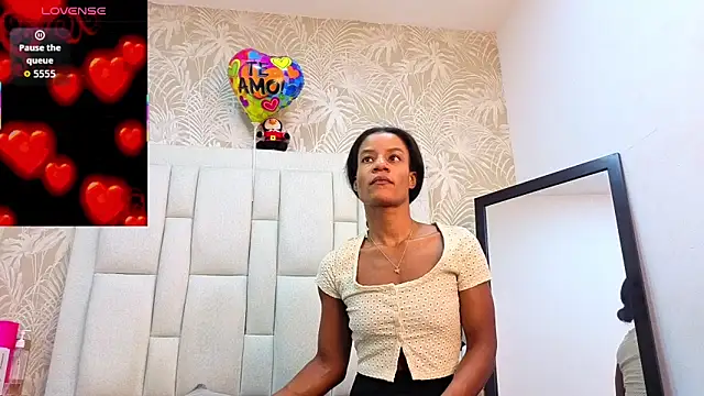 dafnnelewis online show from 4, 3, 2026