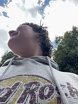 Maggie Geller online show from 17, 2, 2026