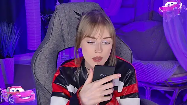 KiraMontoya online show from 16, 5, 2026