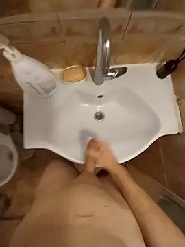 Snapshot of Good_boy000 chatting on 17, 12, 2025 Good boy000 online show from 17, 12, 2025