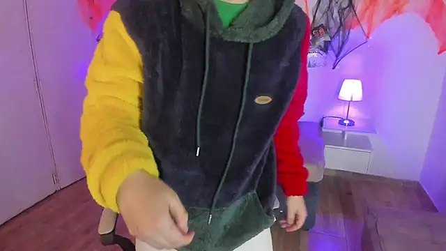 Golden-Boyy online show from 20, 10, 2025