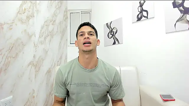 Snapshot of ANDRES_STUD chatting on 20, 9, 2025 ANDRES STUD online show from 20, 9, 2025