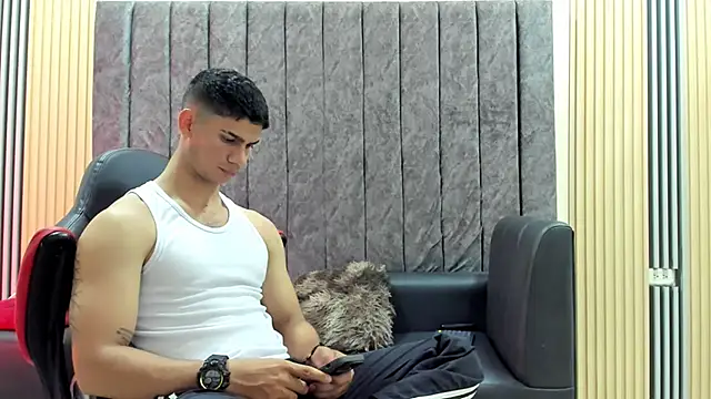 ANDRES STUD online show from 6, 2, 2026