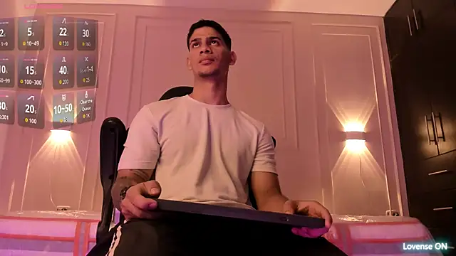ANDRES STUD online show from 31, 5, 2026