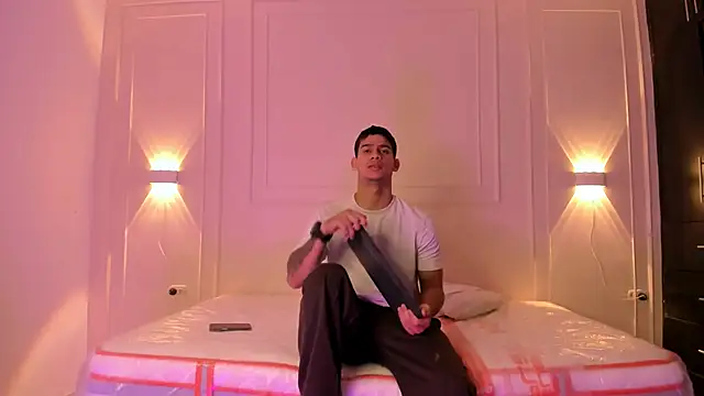 Snapshot of ANDRES_STUD chatting on 25, 6, 2026 ANDRES STUD online show from 25, 6, 2026