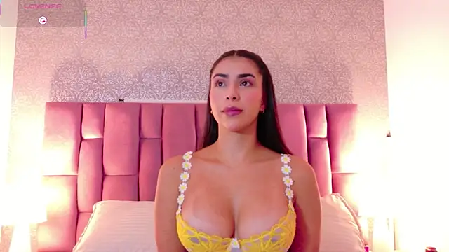 FelicityAdams online show from 2, 3, 2026