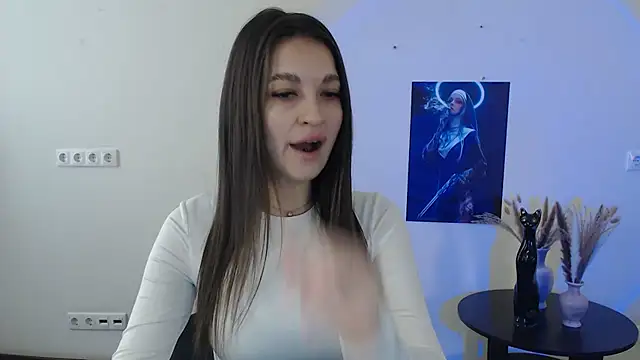 Snapshot of Eva_Eldis chatting on 5, 3, 2025 Eva Eldis online show from 5, 3, 2025