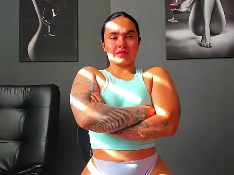 karlyjons12 online show from 11, 11, 2025