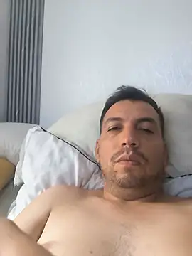 reyarturs13 online show from 18, 5, 2026