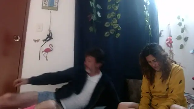 Snapshot of jeans_and_emma chatting on 18, 3, 2025 jeans and emma online show from 18, 3, 2025