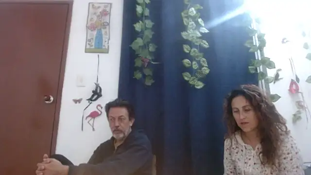 Snapshot of jeans_and_emma chatting on 21, 3, 2025 jeans and emma online show from 21, 3, 2025