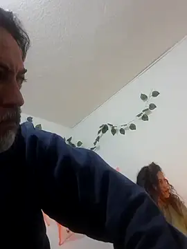 Snapshot of jeans_and_emma chatting on 15, 10, 2025 jeans and emma online show from 15, 10, 2025