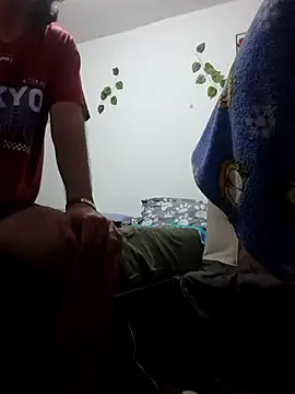 jeans and emma online show from 6, 11, 2025