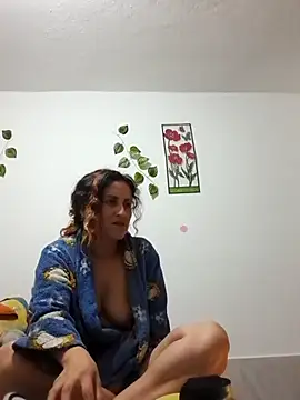 jeans and emma online show from 25, 11, 2025