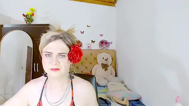 Snapshot of Dolldirtyxxx chatting on 28, 6, 2026 Dolldirtyxxx online show from 28, 6, 2026