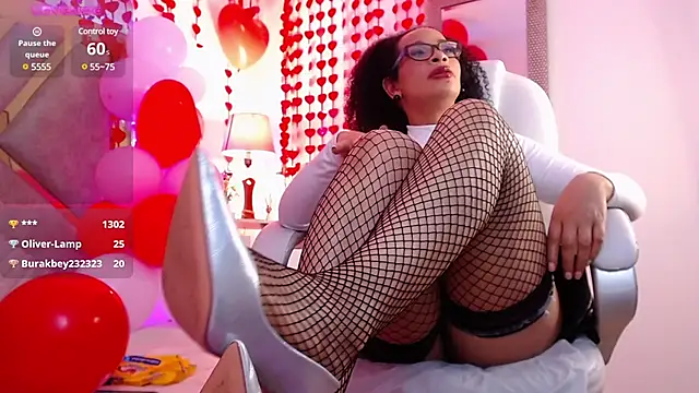 Snapshot of Cintiia_Holmes chatting on 15, 2, 2025 Cintiia Holmes online show from 15, 2, 2025