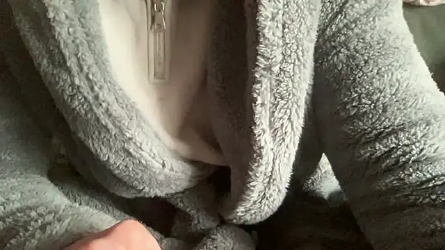 Snapshot of LeoLovelyDick chatting on 10, 1, 2026 LeoLovelyDick online show from 10, 1, 2026