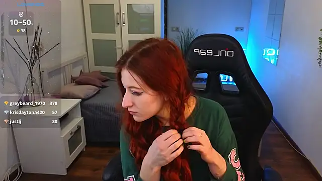 Snapshot of Katy_diamond_ chatting on 12, 3, 2025 Katy diamond online show from 12, 3, 2025