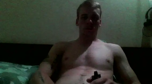 Snapshot of Novinho_pica_rosa chatting on 4, 2, 2025 Novinho pica rosa online show from 4, 2, 2025