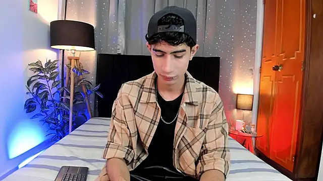 NovaaWheler online show from 6, 2, 2025