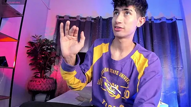 NovaaWheler online show from 19, 4, 2026