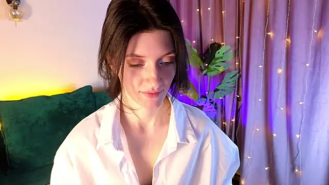 Snapshot of roxy_riot_ chatting on 14, 2, 2025 roxy riot  online show from 14, 2, 2025