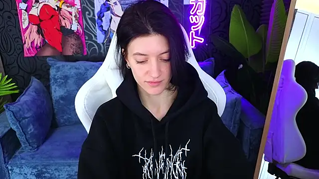 Snapshot of roxy_riot_ chatting on 18, 2, 2025 roxy riot  online show from 18, 2, 2025