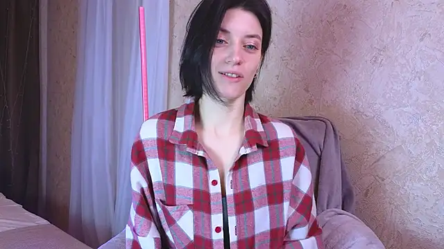 Snapshot of roxy_riot_ chatting on 25, 2, 2025 roxy riot  online show from 25, 2, 2025