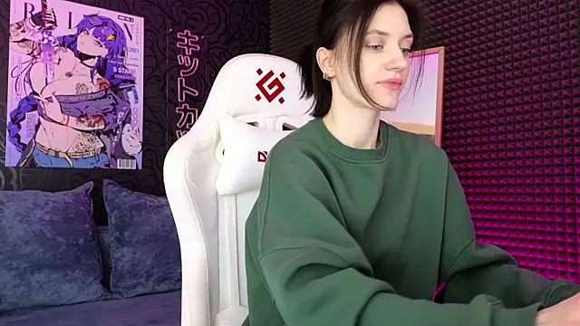 Snapshot of roxy_riot_ chatting on 2, 3, 2025 roxy riot  online show from 2, 3, 2025