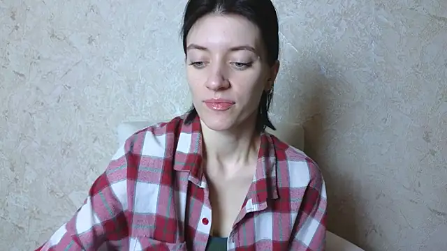 Snapshot of roxy_riot_ chatting on 18, 3, 2025 roxy riot  online show from 18, 3, 2025