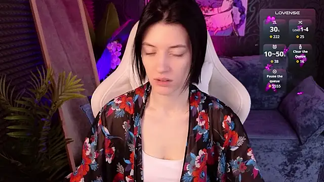 Snapshot of roxy_riot_ chatting on 20, 11, 2025 roxy riot online show from 20, 11, 2025