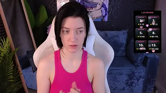 Snapshot of roxy_riot_ chatting on 3, 12, 2025 roxy riot online show from 3, 12, 2025