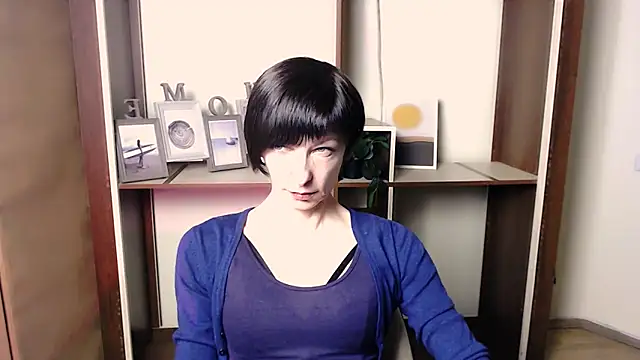  AngeliaFlow  online show from 22, 11, 2025