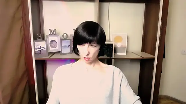  AngeliaFlow  online show from 7, 1, 2026