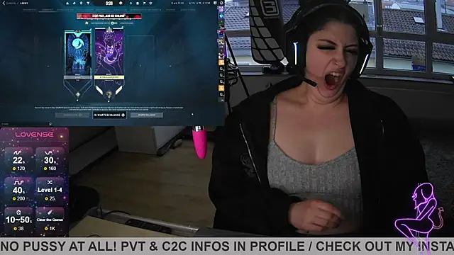 Snapshot of Gamergirl-Linela chatting on 13, 2, 2025 Gamergirl-Linela online show from 13, 2, 2025