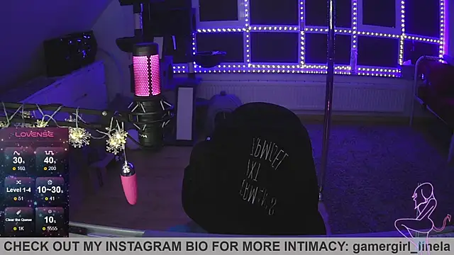 Gamergirl-Linela online show from 11, 11, 2025