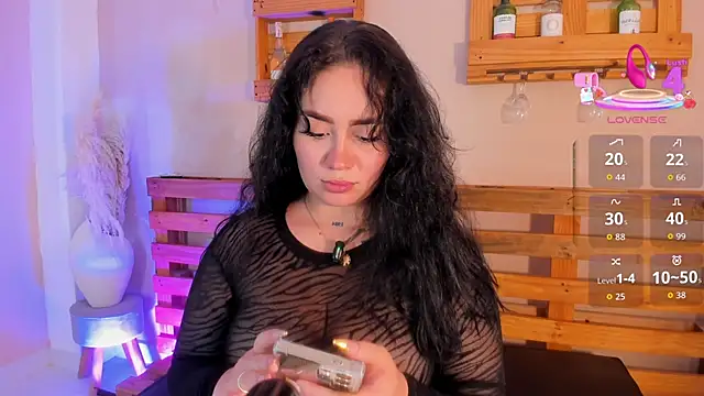 Snapshot of Morgan_Wright chatting on 12, 9, 2025 Morgan Wright online show from 12, 9, 2025