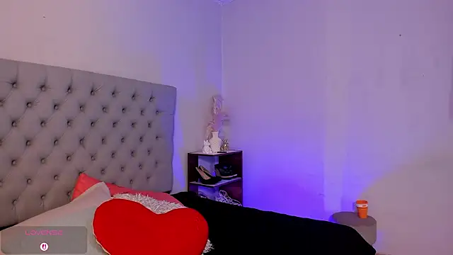 Snapshot of Morgan_Wright chatting on 29, 11, 2025 Morgan Wright online show from 29, 11, 2025