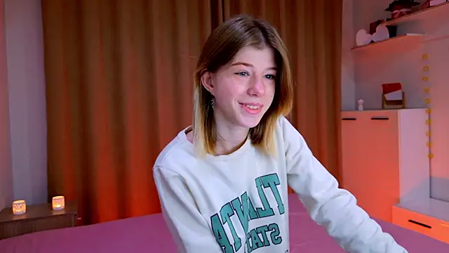 Bella amory online show from 8, 11, 2025