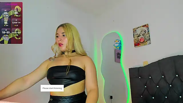Snapshot of Vickyallien chatting on 14, 10, 2025 Vickyallien online show from 14, 10, 2025