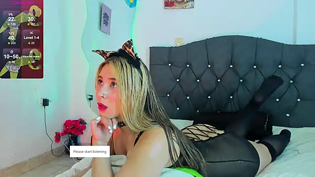 Snapshot of Vickyallien chatting on 15, 10, 2025 Vickyallien online show from 15, 10, 2025