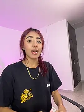 Mirandaa Rogers online show from 13, 4, 2026