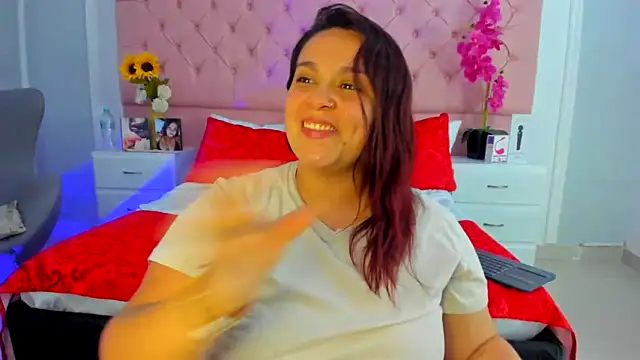 Snapshot of KourtneyEvans chatting on 18, 3, 2025 KourtneyEvans online show from 18, 3, 2025