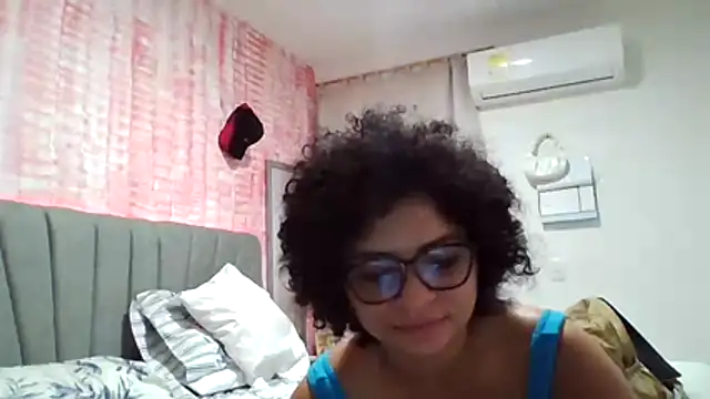 Snapshot of Tana_latin chatting on 3, 12, 2025 Tana latin online show from 3, 12, 2025